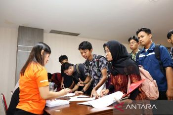 Dari lorong kampung ke bangku kuliah