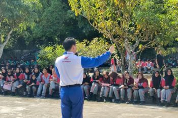 Asmo Kalbar Gelar #Cari_aman di SMK N 7 Pontianak