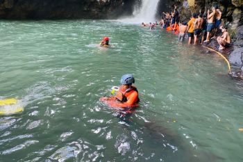 SAR temukan jasad pegawai BPS Buleleng tenggelam di Air Terjun Tembok Barak