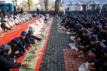 Gubernur Andra Soni nikmati laksa bareng 1.552 warga di Seba Badui