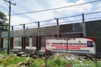Pemkab Dompu percepat pembangunan 17 gerai Koperasi Merah Putih