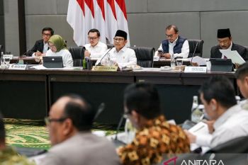 Muhaimin says extreme poverty drops significantly this year