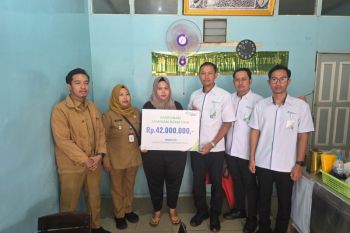 BPJamsostek serahkan santunan kematian di Kecamatan Pontianak Utara