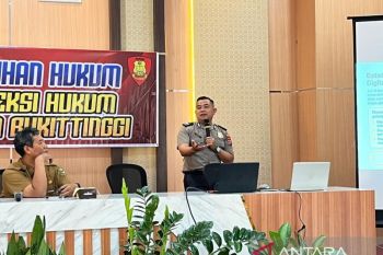 Polresta Bukittinggi lakukan upaya preventif masalah hukum ke pelajar