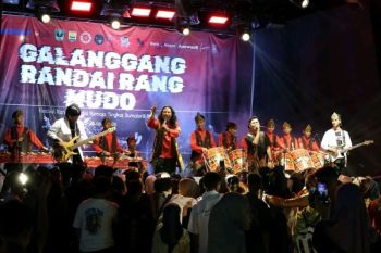 Festival Randai di Pariaman tunjukan kearifan lokal Minangkabau masih relevan untuk diwariskan