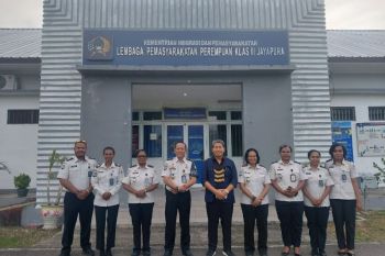 Kantor Imigrasi Jayapura mendeportasi 77 WNA