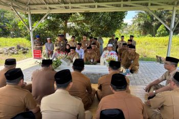 Bupati HSU pimpin ziarah makam pendiri di wilayah HSU