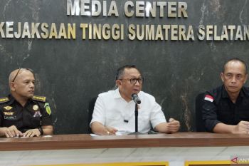 Kejati Sumsel tetapkan dua tersangka kasus perintangan penyidikan korupsi jaringan internet desa