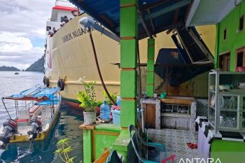 Polisi sebut kapal tabrak permukiman di Banda akibat gangguan mesin