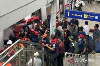 KAI menghentikan sementara perjalanan KAJJ dari Stasiun Gambir-Pasarsenen