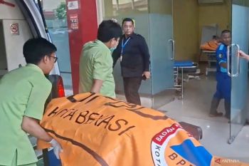 Kecelakaan KRL, Polisi masih identifikasi 10 kantong jenazah