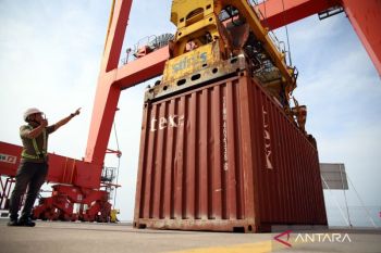 Indonesia records lower imports in March amid geopolitical pressures