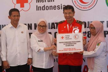 Pemkot-Palu terima bangunan sekolah dari Bulan Sabit Merah Malaysia