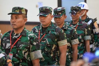 Empat prajurit TNI didakwa dalam kasus penyiraman Andrie Yunus