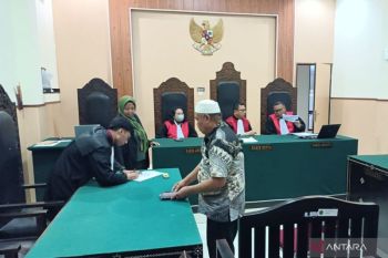 Penyedia laptop Chromebook divonis 5,5 tahun dan 6,5 tahun penjara