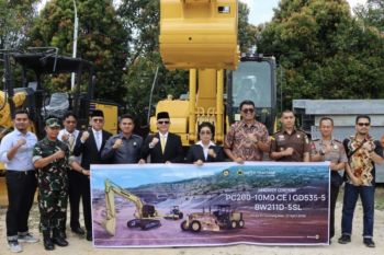 Pemkab Gumas tambah satu unit alat berat dukung penanganan infrastruktur