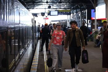 KAI Daop 6 kerahkan KA tambahan sambut "long weekend" Mei 2026