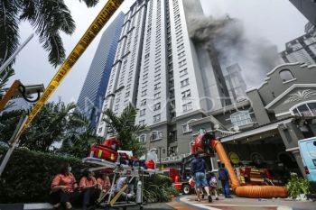Foto: Kebakaran di Apartemen Mediterania
