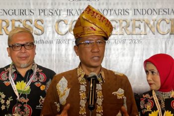 Dukung ekosistem usaha, Menkum tekankan kolaborasi dengan notaris