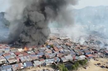 Kebakaran besar lahap 1.000 rumah di perkampungan pesisir Sabah