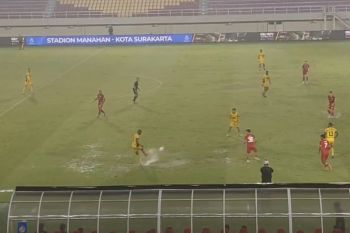 Disebut mirip sawah tergenang, Pemkot Solo benahi Stadion Manahan