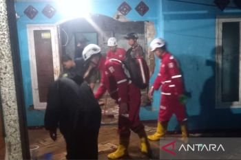 Hantaman Air Bah: 15 Rumah Rusak di Cianjur, PMI Kirim Bantuan Darurat
