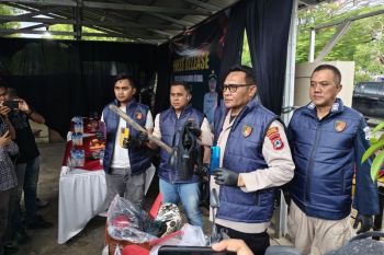 Polres Banjarbaru ungkap motif pembunuhan ustadzah karena faktor ekonomi
