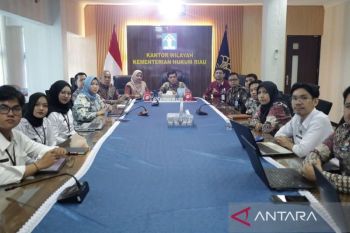 Perkuat Kinerja Pembinaan Hukum, Kanwil Kemenkum Riau Ikuti Evaluasi Nasional Triwulan I 2026