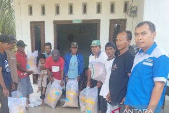 Kementan beri bantuan benih padi untuk petani di Tanjab  Timur Jambi