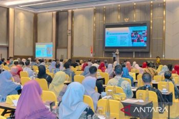 Komisi X DPR upayakan generasi unggul lewat sekolah-keluarga