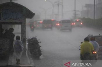 Cuaca Kepri hari ini 5 Mei, waspada hujan petir di Tanjungpinang, Bintan, Karimun, dan Lingga
