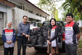 Pertamina salurkan bantuan ratusan Sembako momen hari buruh di Sulawesi Selatan