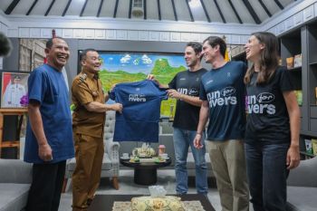 Pemprov Jateng - Sungai Watch kolaborasi bersihkan sungai
