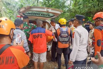 Tim SAR gabungan temukan korban tenggelam di Sungai Batang Mesumai
