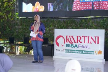 Telkom perkuat literasi digital UMKM perempuan di Kartini BISA Fest