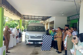 Bupati Bengkayang pesan jamaah haji jaga nama baik daerah dan bangsa