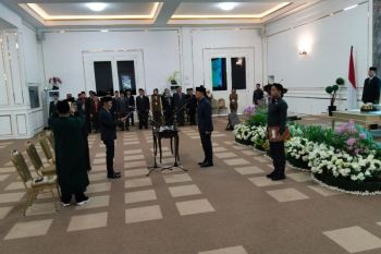 Wali Kota Mataram menekankan integritas dalam pelantikan pejabat
