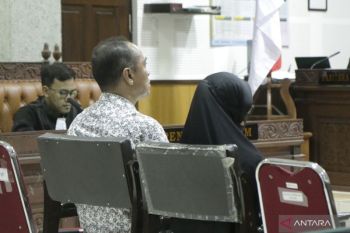 Hakim vonis dua direktur, tujuh tahun kasus Chromebook di Lotim