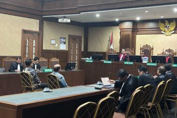 Dua terdakwa kasus proyek perumahan fiktif divonis 2 dan 3 tahun bui
