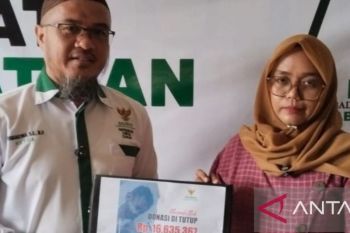 Baznas Belitung salurkan bantuan sosial biaya pengobatan Rp16,6 juta