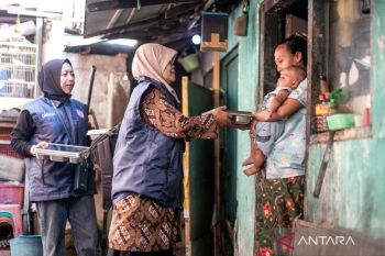 Indonesia pushes kitchens to expand free meals program coverage