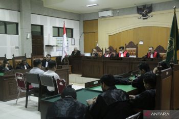 Hakim memvonis Eks Kepala UPTD Gili Tramena NTB 13 bulan penjara