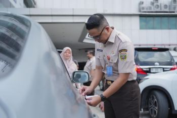 Penyanyi Ruth Sahanaya akan gelar konser perayaan 33 tahun berkarya