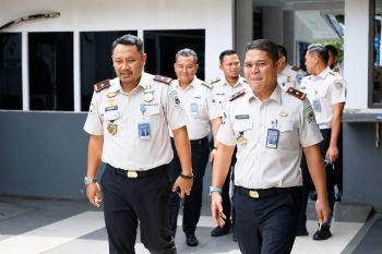 Wamenpar puji wisata di Gurun Pasir Busung Bintan