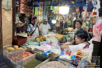 Bulog Siantar-Dinas Perdagangan cek ketersediaan dan harga MinyaKita