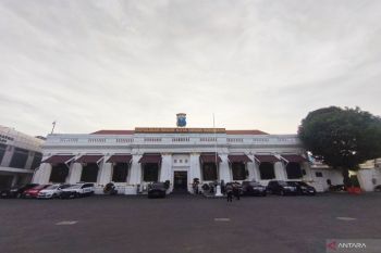 Polisi ungkap dugaan pelecehan terhadap tujuh santri di Surabaya