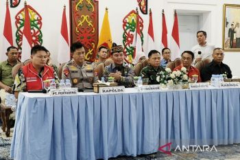Tanggulangi antrean BBM; Tambah kuota hingga perpanjang jam operasional SPBU