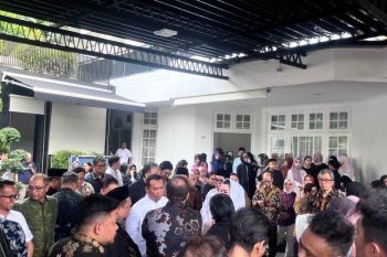 80 persen lantai 4 rumah anggota BPK Haerul Saleh terbakar