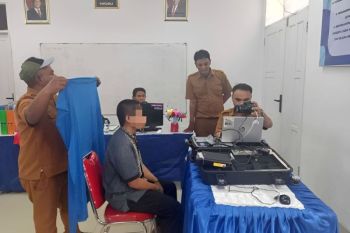 LPKA Kelas II Palu dan Disdukcapil kolaborasi penuhi hak identitas anak binaan