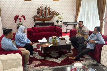 1.300 warga Kabupaten Solok tolak bantuan sosial karena sudah mampu